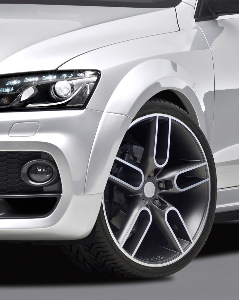 AUDI アウディ Q5 8R エンジンスターター取り付け！！ | ランナ
